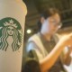 星巴克为咖啡师试点生成式 AI 虚拟助手