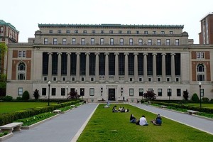 美机构提起集体诉讼 请求法院恢复被撤销签证国际学生的合法身份
